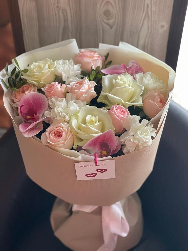 Букет цветов из: Орхидеи, Розы и Гвоздики в Раздолье