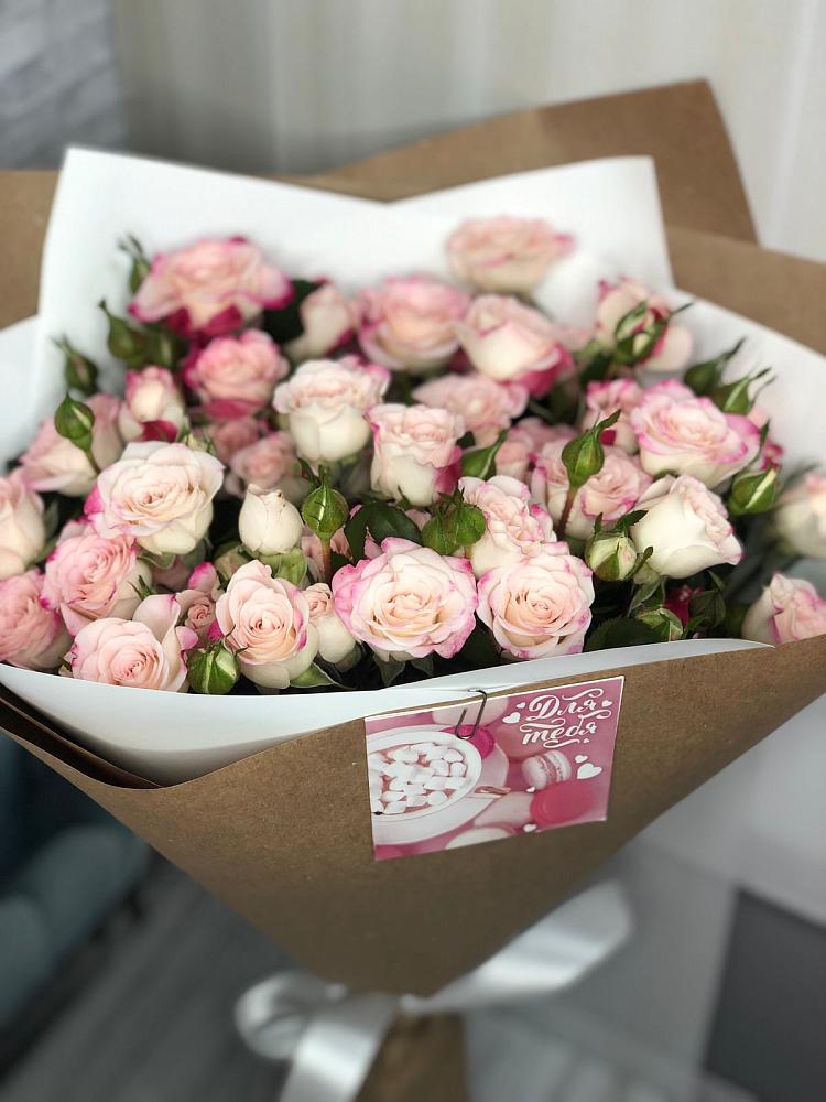 Букет цветов из: Розы в Раздолье