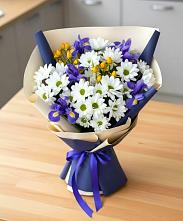 Букет цветов из:  Розы, Ирисы и Хризантемы в Раздолье
