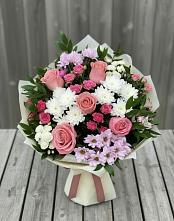 Букет цветов из:  Альстромерии, Гвоздики, Розы и Хризантемы в Раздолье