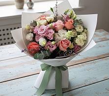 Букет цветов из:  Розы, Лизиантусы и Гвоздики #REPLACE_PRED# Раздолье