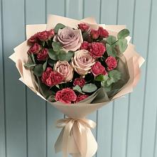 Букет цветов из:  Гвоздики и Розы #REPLACE_PRED# Раздолье